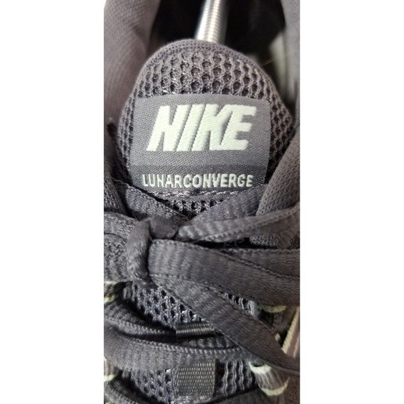Nike Women's Lunar Converge Gray Running Shoes Lace Up Green Swoosh Size 7.5" W - Picture 3 of 10